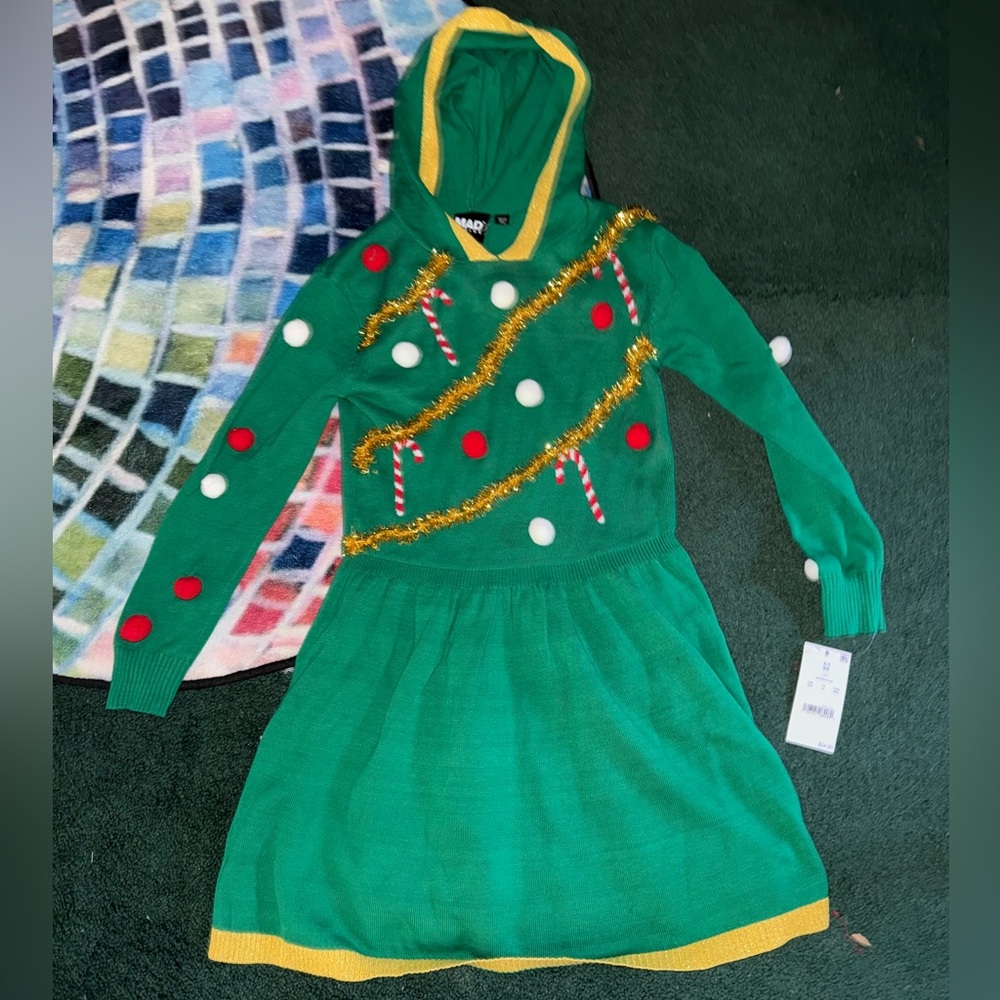 MAD Engine Green Holiday Dress‎ Costume with Red and White Accents